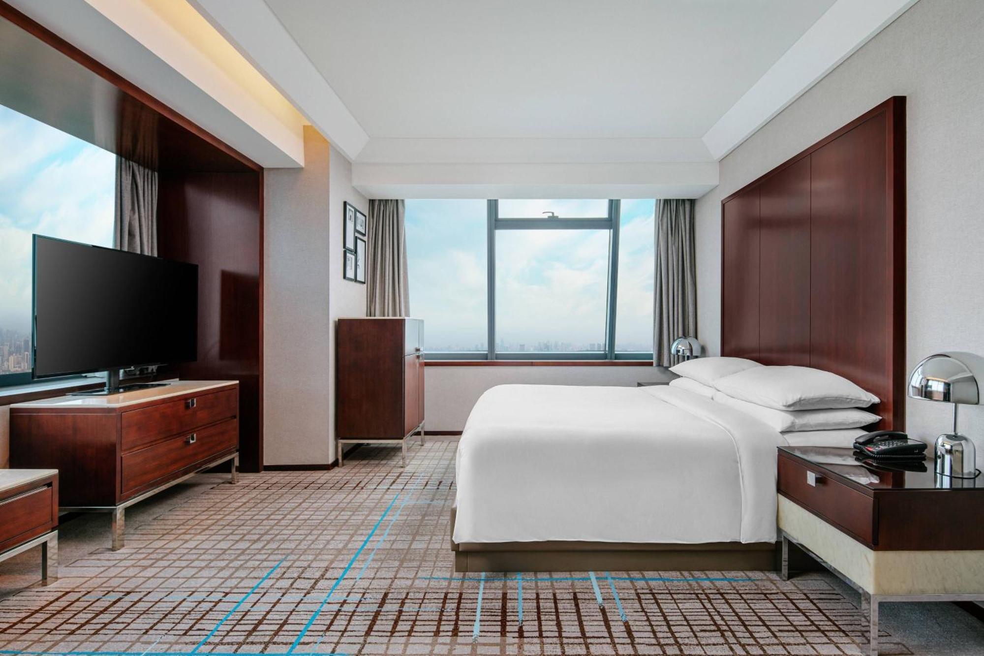 Renaissance Shanghai Zhongshan Park Hotel Exterior photo