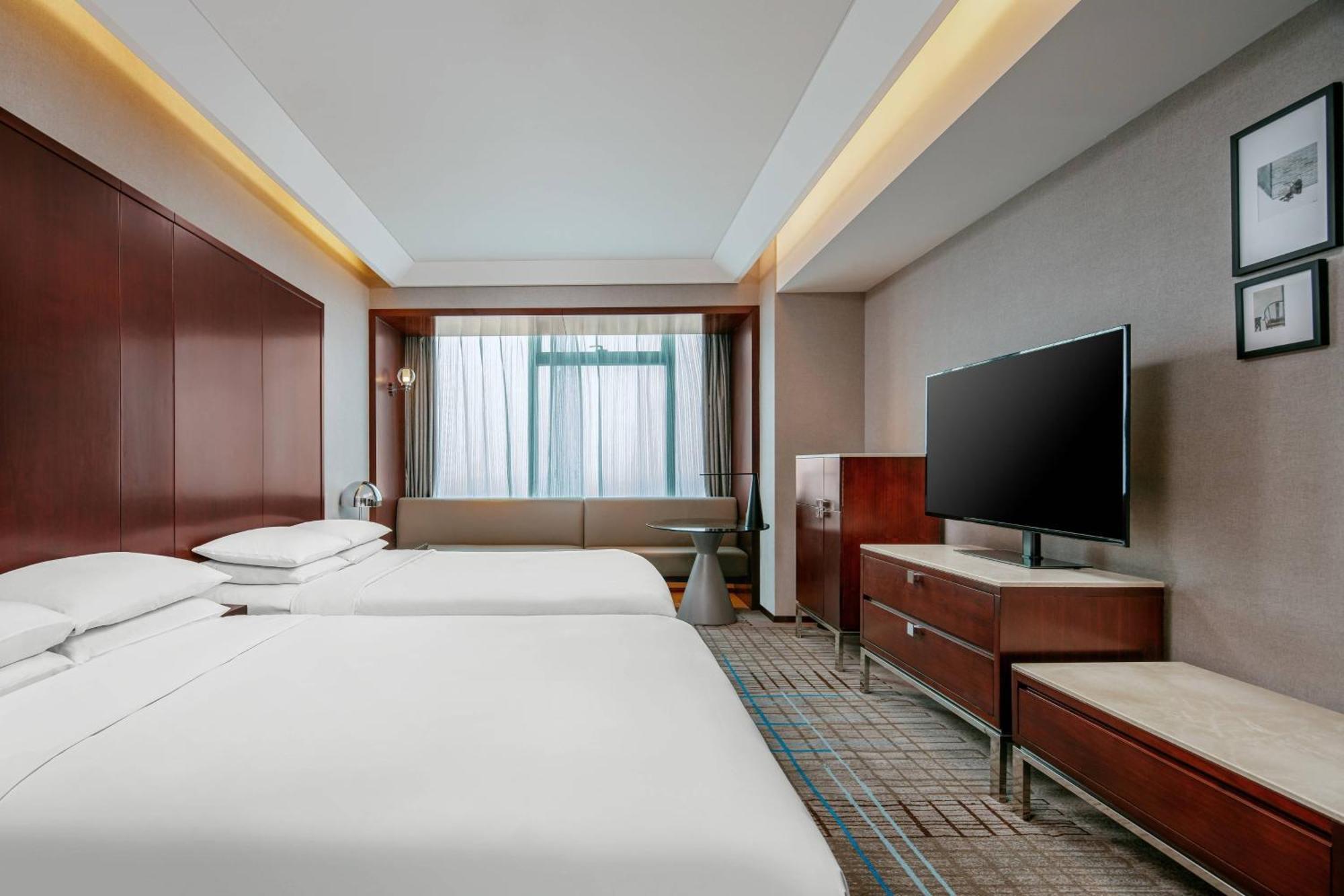 Renaissance Shanghai Zhongshan Park Hotel Exterior photo